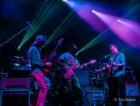 Photo Gallery Umphrey's McGee - Asheville 2/18/17 (night 2)