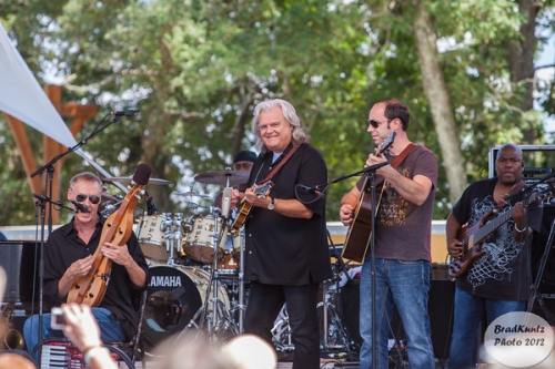 floydfest2012_brucehornsbyrickyskaggs_037